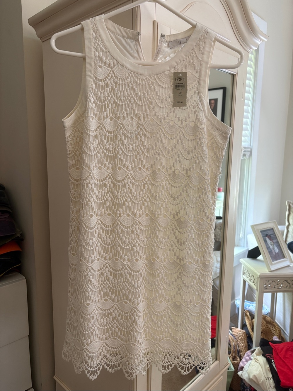 Ann Taylor Cream Lace Sleeveless Mini Dress